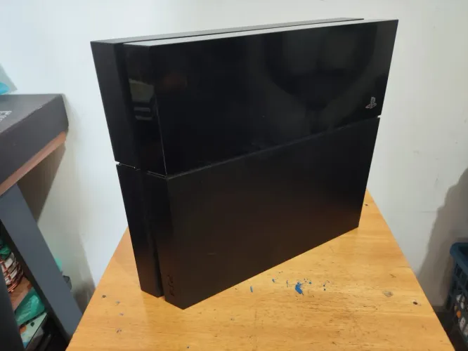 PlayStation 4 - defeito: Luz azul 