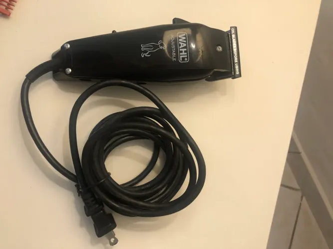 Máquina de tosar cães
