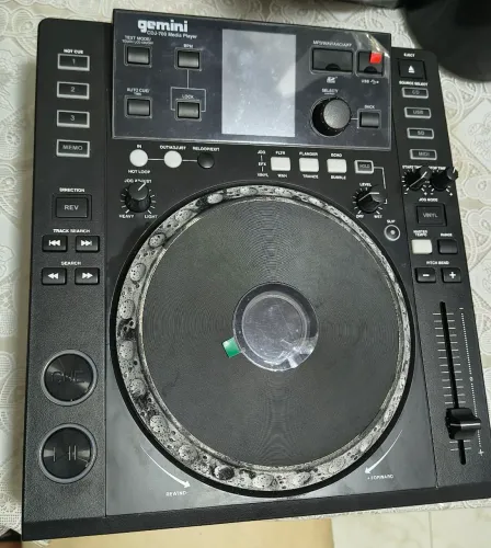 Vendo CDJ GEMINI mais Ps - 424x professional DJ Mixer