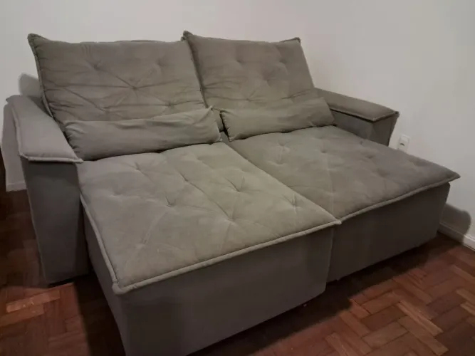 Sofá Retrátil 2 Lugares - Confortável e vira cama de casal