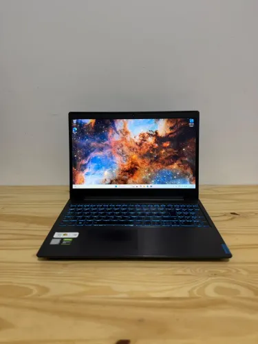 Notebook Lenovo Gaming - GTX 1050 / Intel Core i5 9300HF / 16GB / SSD 128GB
