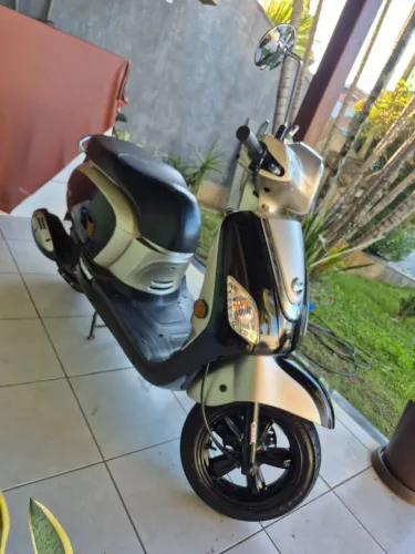 Dafra Fiddle III 125, em excelente estado de conservação