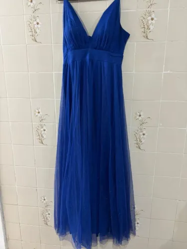 Vestido e sandália salto