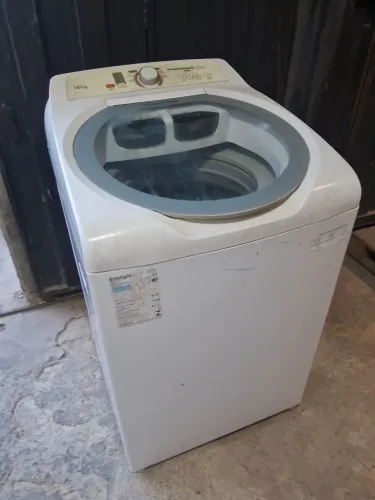 Vendo máquina de lavar Brastemp 12kg funcionando perfeitamente por 500 reais entrego