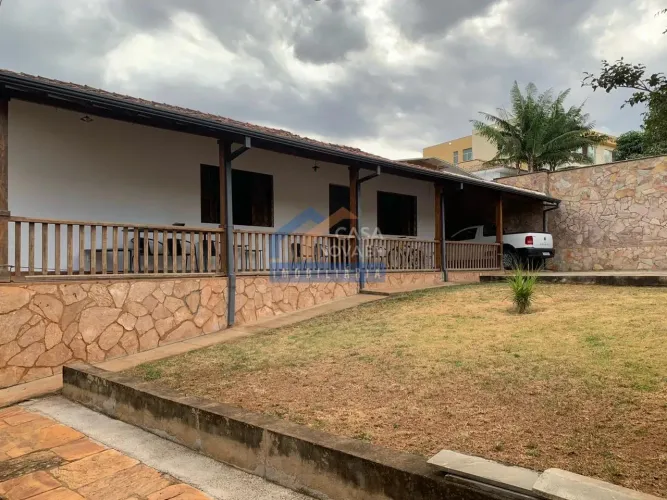 Casa para Venda em Lagoa Santa, Joana Darc, 3 dormitórios, 1 suíte, 3 banheiros, 5 vagas