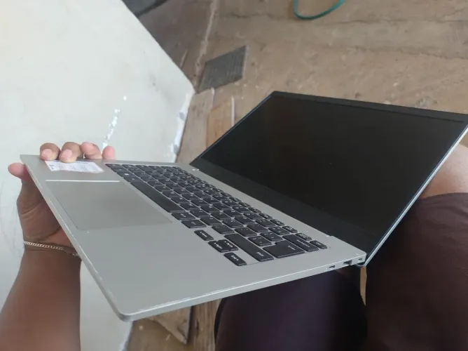 Notebook Samsung Galaxy Book Go