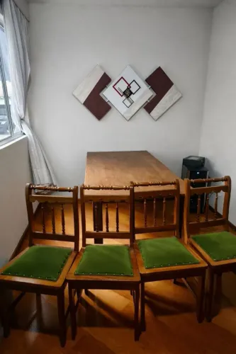 Mesa 4 cadeiras 