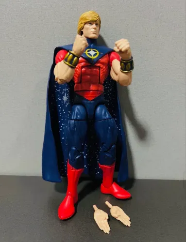 QUASAR - MARVEL LEGENDS