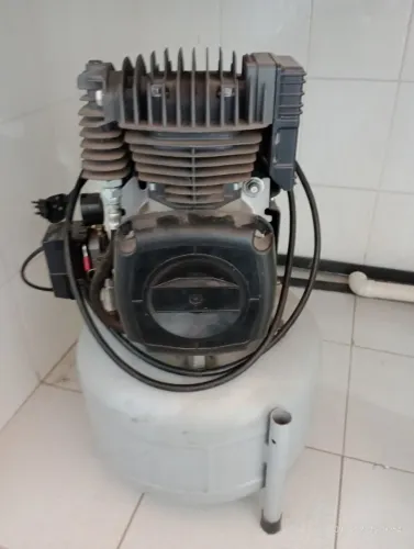 Motor compressor odontológico