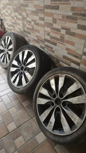 Roda 17 já cerato, civic , corola 5 furos