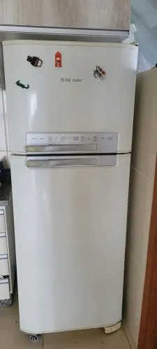 Geladeira Electrolux 2 portas 