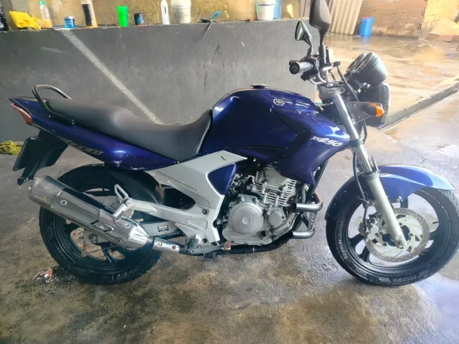 Moto fazer ótimo estado