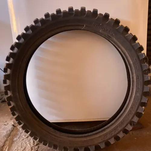 Pneu pirelli moto