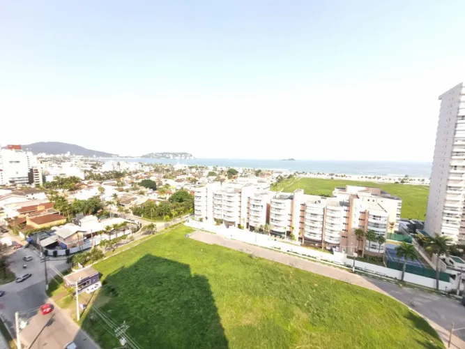Enseada - Guarujá - SP um Club na Praia