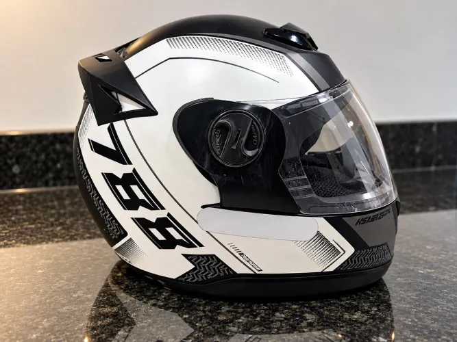 Capacete Pro Torque 788 semi novo tamanho 56