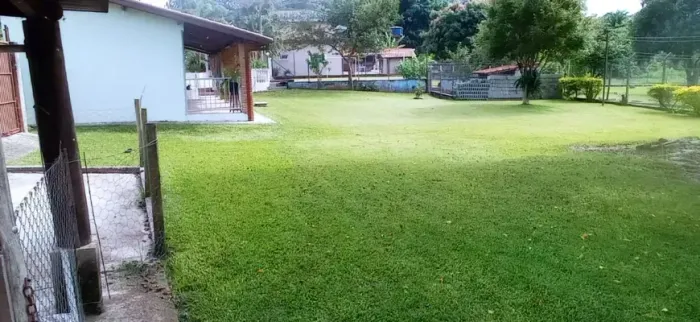 Imóvel para venda possui 4000 metros quadrados com 2 quartos em Espírito Santo - Paraibuna