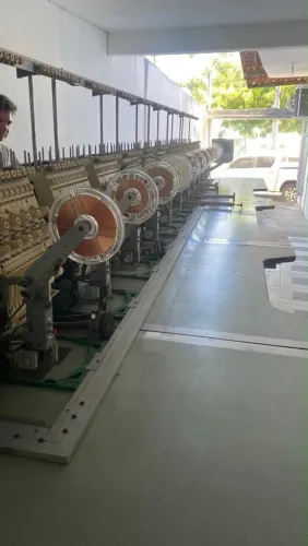 Máquina de bordado