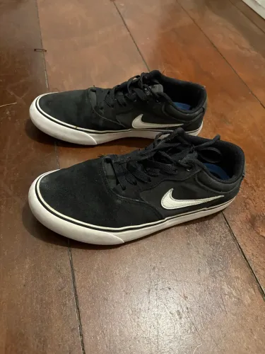Tênis Nike SB preto 37 