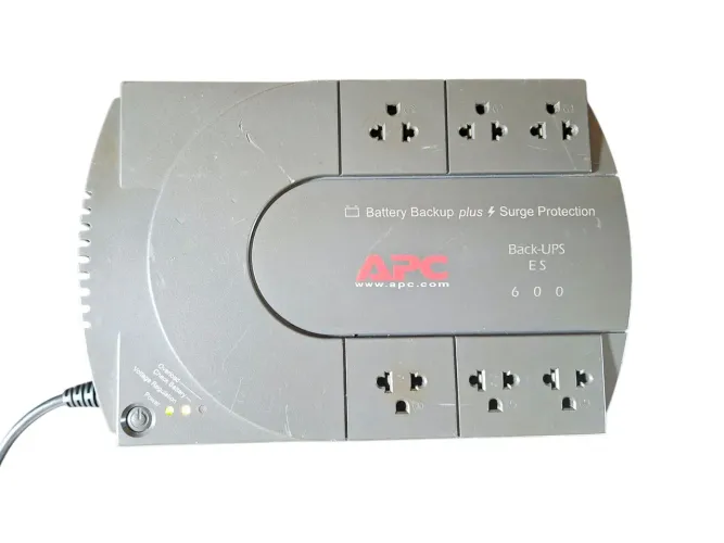 Nobreak APC 600VA