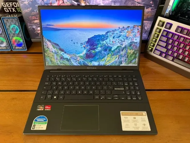 Notebook Asus Ryzen 5-7520u 8gb DDR5 SSD-256gb Placa Radeon Tela 16? Full-HD