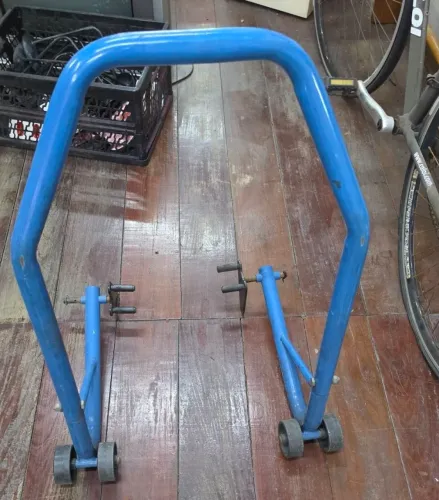 cavalete traseiro universal para moto