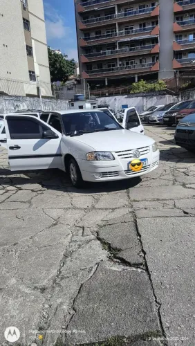 Volkswagen Gol Geração IV Titan 1.0 8V Total Flex Mec. 4P 2011