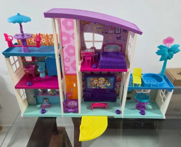Mega Casa Supresa da Polly Pocket