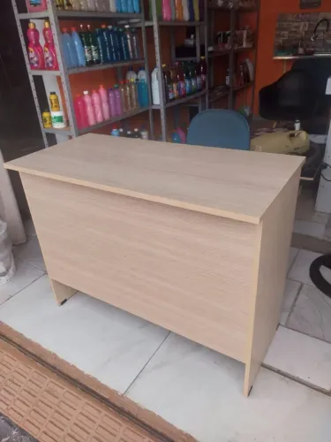 MESA DE ESCRIVANINHA