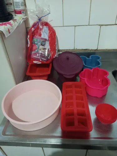 Forma de silicone  18 peças 