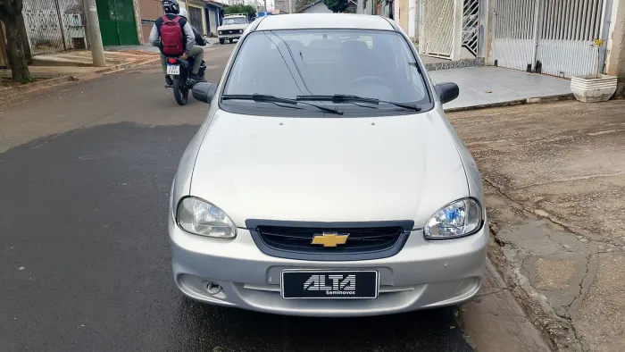 Chevrolet Corsa SED Class.life 1.0/1.0 Flexpower (álcool) 2005