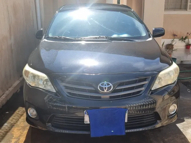 Toyota Corolla GLI 1.8 Flex 16V Aut. 2014