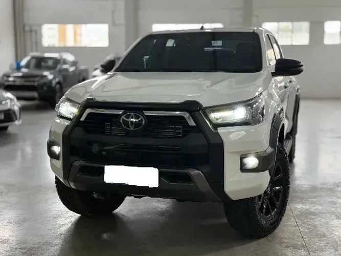 Toyota Hilux CD 4X4 2.8 Diesel Mec. 2020