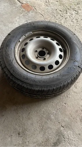 VENDO ARO COM PNEU NOVO 16/225-65