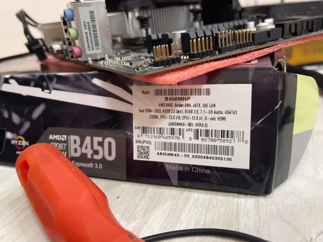 Placa mãe AMD B450 BIOSTAR'