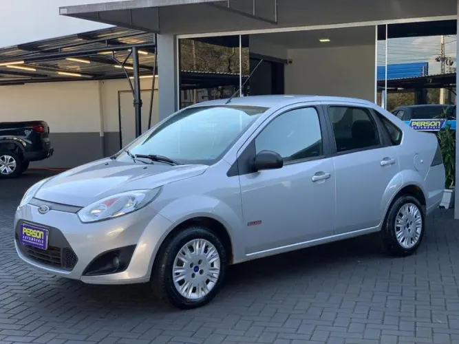 Ford Fiesta 1.6 8V Flex/class 1.6 8V Flex 5P 2013