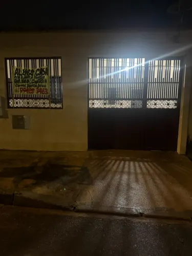 CASA 2 QUARTOS COM GARAGEM SANTA MARIA - EXCELENTE LOCALIZAÇÃO