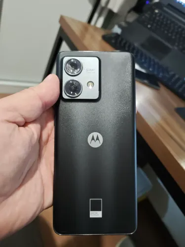 Moto Edge 40 Neo -  Semi Novo