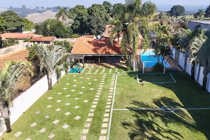 Chácara com lazer completo em Araçoiaba da Serra