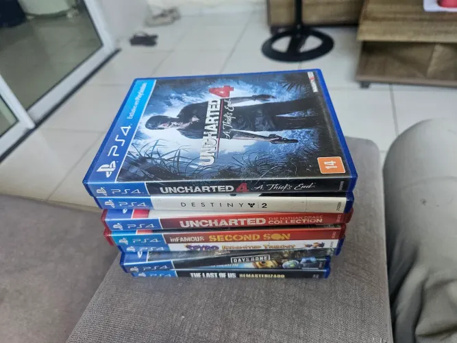 OITO JOGOS PS4