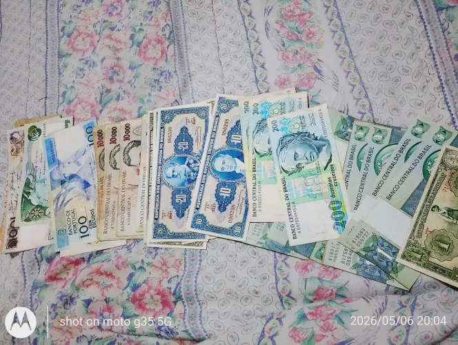 Vendo cédulas antigas brasileira usado em bom estado