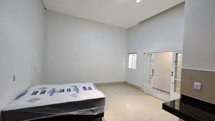 Imóvel para aluguel possui 36 metros quadrados em Setor Campinas - Goiânia - GO