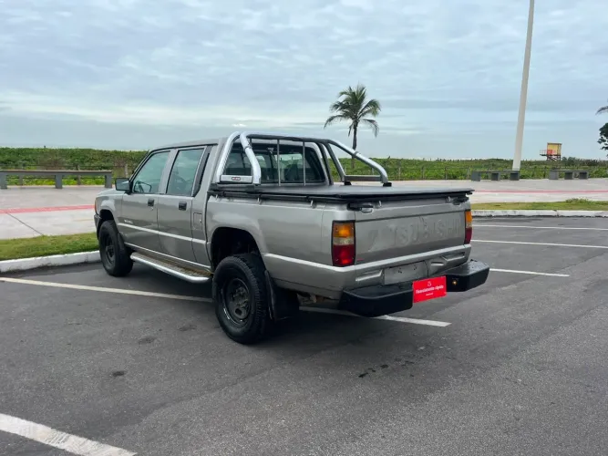Mitsubishi L200 GL 2.5 4X4 CD Diesel 2001