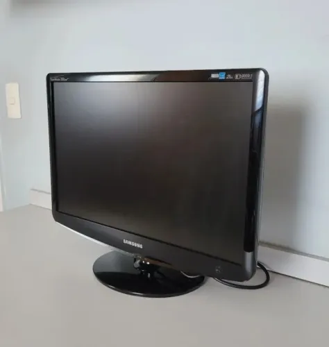 monitor samsung 2233sw LCD 23 polegdas Full HD WideCreen por R$189,00