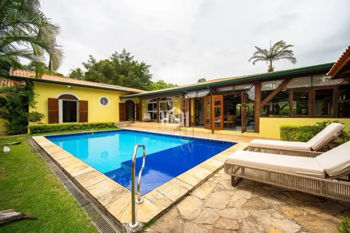 Casa térrea à venda no condomínio Chácara Vianna