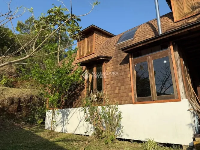 Belíssima casa no Ribeirão da Ilha e Florianópolis, SC.