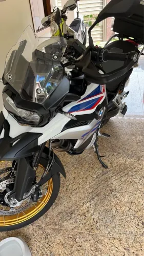 BMW F 850 rally premium mais