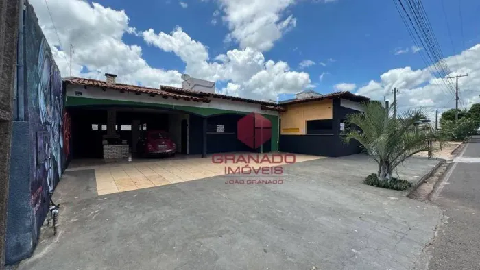 Casa à venda, 300 m² por R$ 850.000,00 - Centro - Mandaguaçu/PR