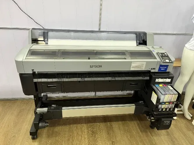 IMPRESSORA DE SUBLIMAÇÃO EPSON SURECOLOR F6370 - 1,11m