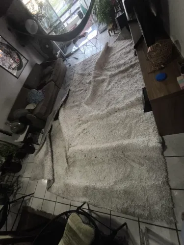 Tapete 3x4 m Branco Lindo alto padrão Precisa de lavagem Profissional 