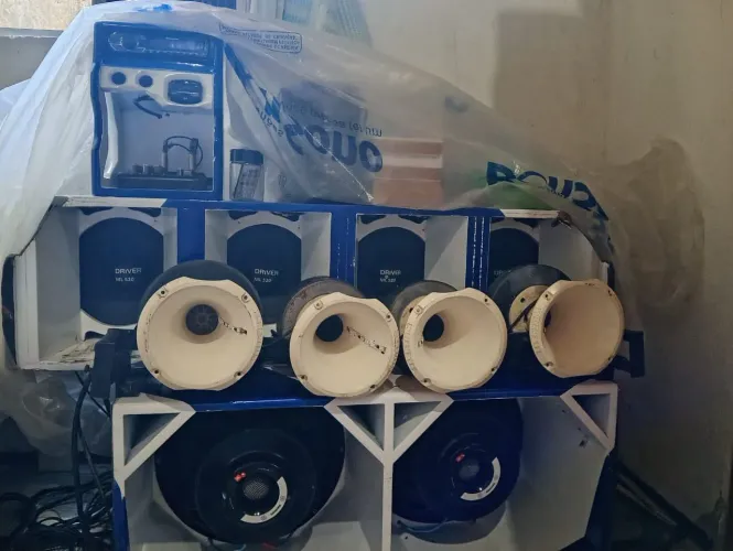 Vendo ou troco em moto ou carro som automotivo valor 7.200